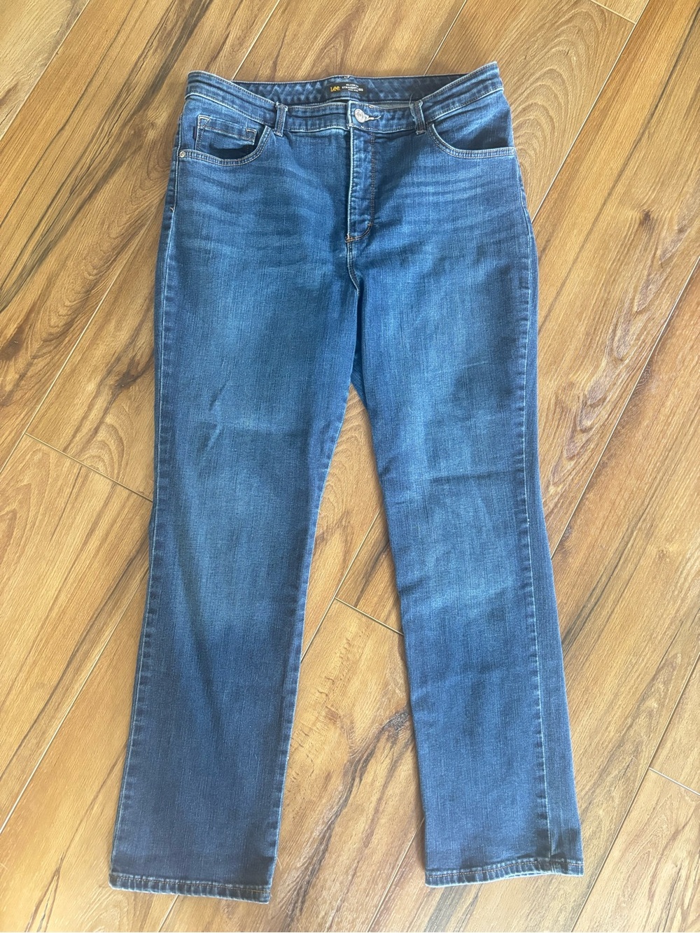 Lee Women's Straight Leg high rise Jeans in Blue Denim